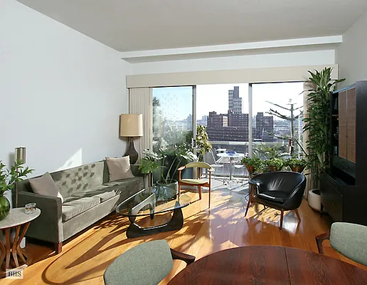 Sold by Brown Harris Stevens | media 29