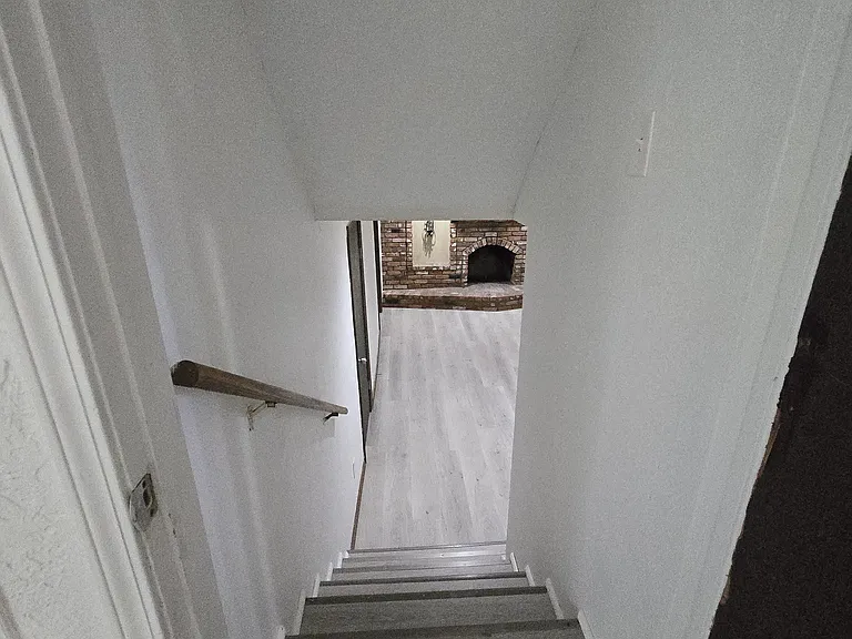 13326 Donnelly Ave — Photo 24