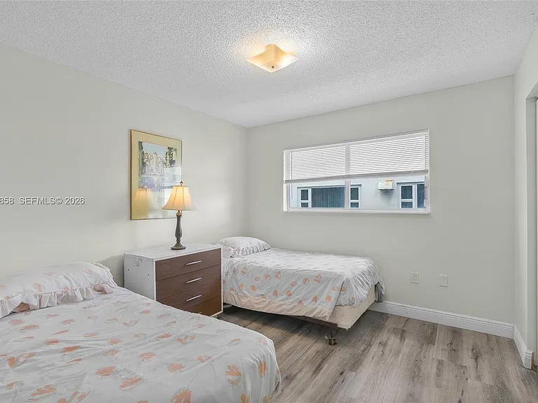 4141 Collins Ave #201 — Photo 16