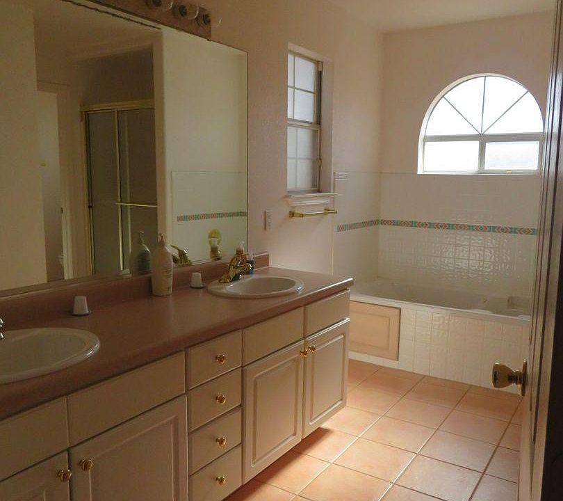 1st image of 1019 La Plata Dr