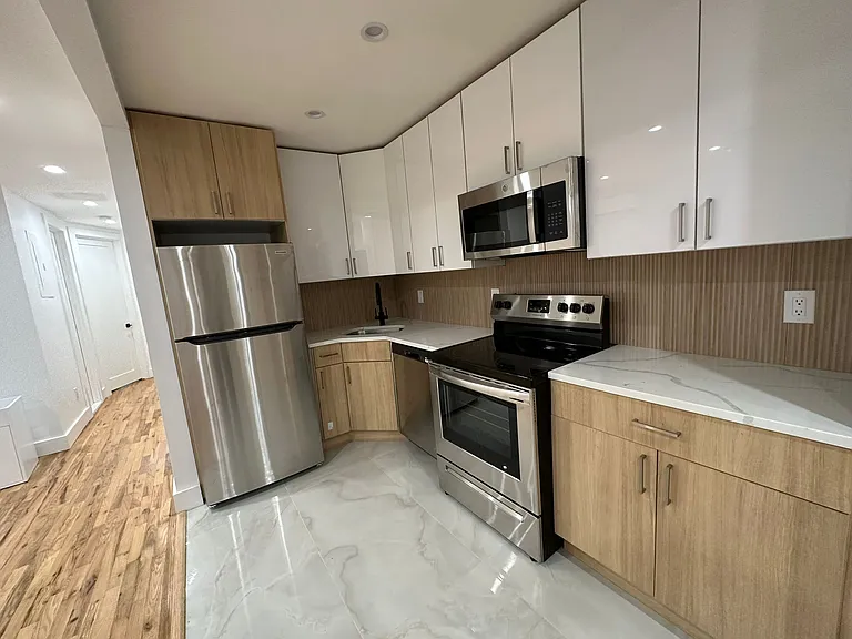 1129 Broadway #1B — Photo 17