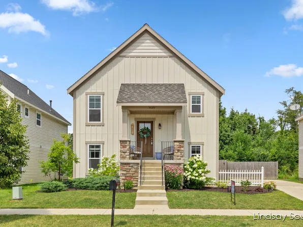 5020 Alyssum Dr SE, Kentwood, MI 49512