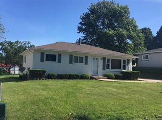 1670 Winslow Dr, Erie, PA 16509