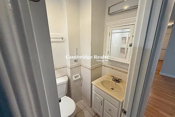 27-29 Lambert St #1T — Photo 9
