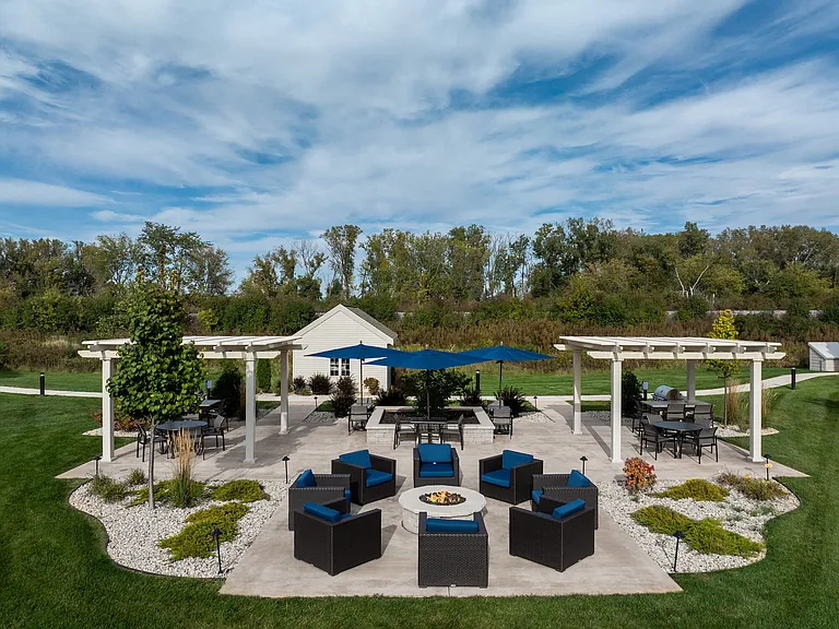Lake Pointe — Photo 8