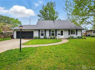 813 Kenosha Rd, Kettering, OH 45429