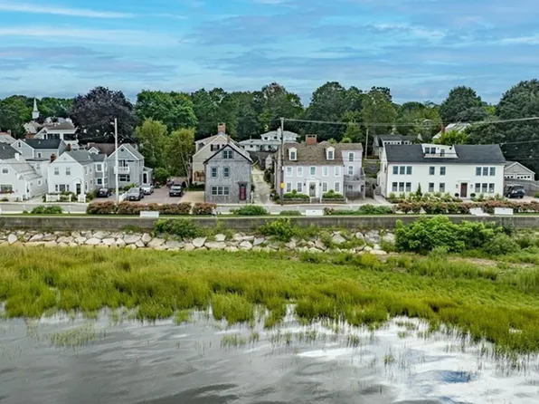 180 Water St, Newburyport, MA 01950