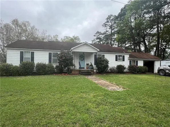 1828 Wycoff St, Pineville, LA 71360