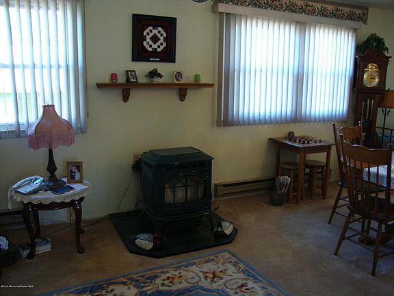 5th image of 2 Churchill Rd #71