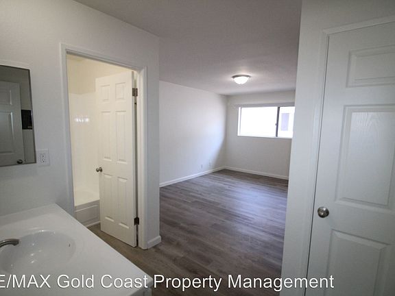 4th image of 2657 Harbor Blvd