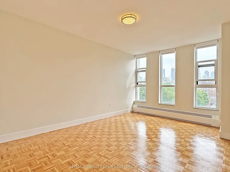 666 Spadina Ave #903 — Photo 10