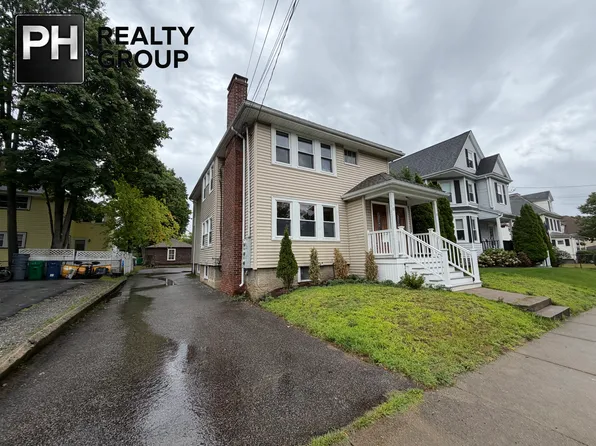 61-63 Newell Rd #1, Auburndale, MA 02466