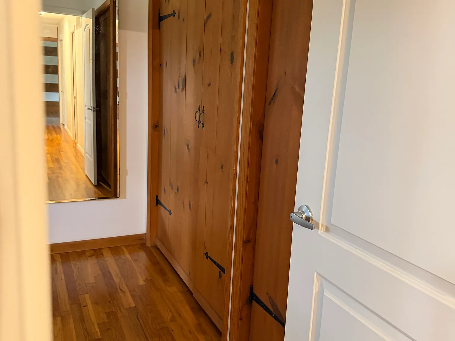 3 bed, 1275 sqft, $950 — Photo 2