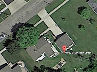 1003 S Main St, Edgerton, WI 53534