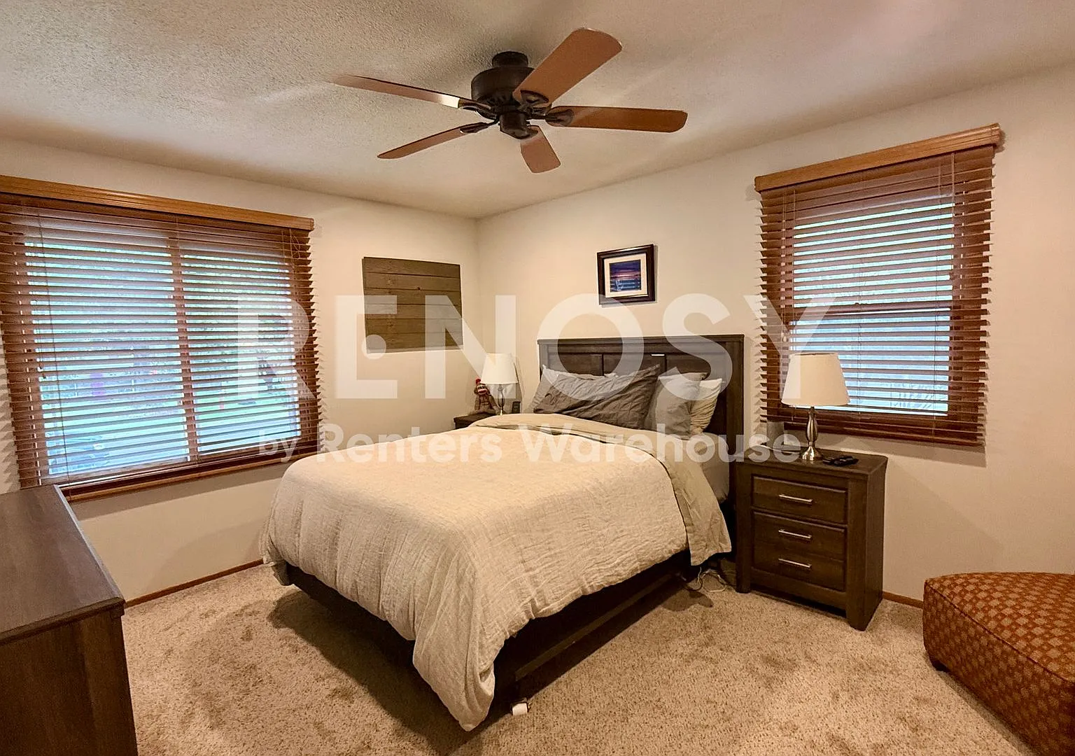 5 bed, 1816 sqft, $2,900 — Photo 3