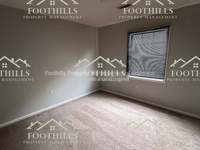 119 Woodland Dr #B — Photo 9
