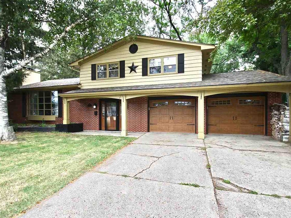 1st image of 91 S Lexington Dr