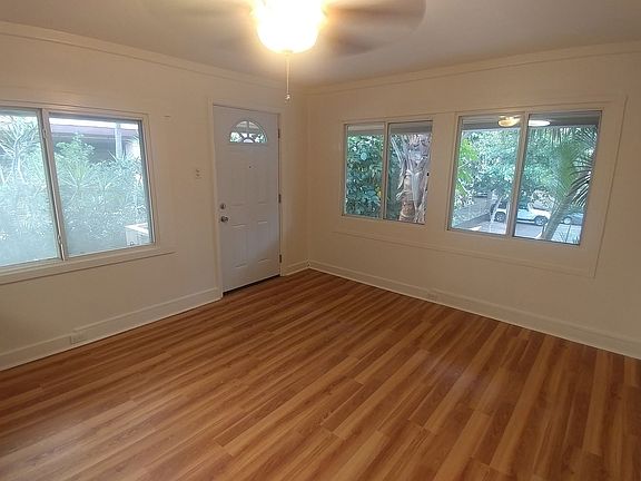 2nd image of 421 Lewers St Unit H