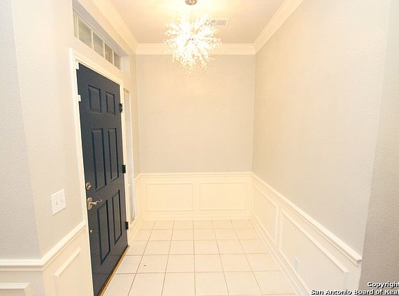 4th image of 8730 Curry Hts