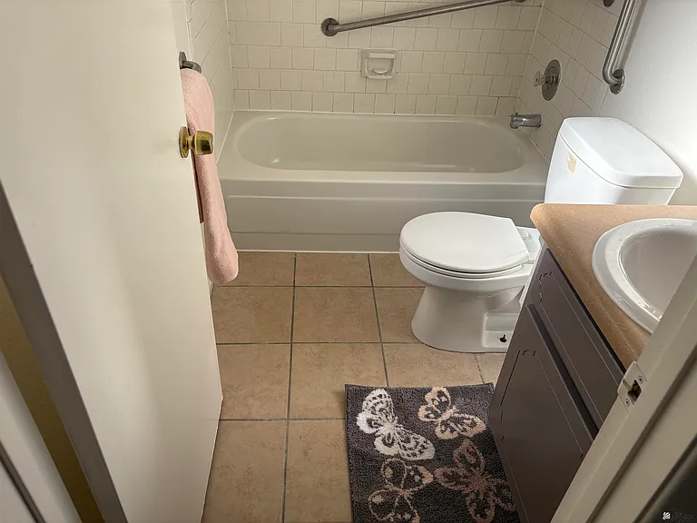 4439 W 16th Pl — Photo 24