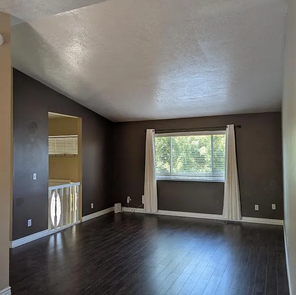 2644 N 330 E — Photo 3