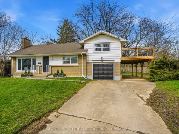 103 Village Rd, Saint Catharines, ON L2T 3C3