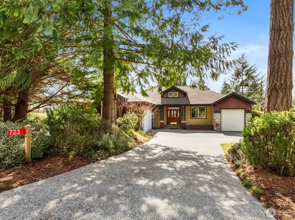 723 Rainier Lane, Port Ludlow, WA 98365