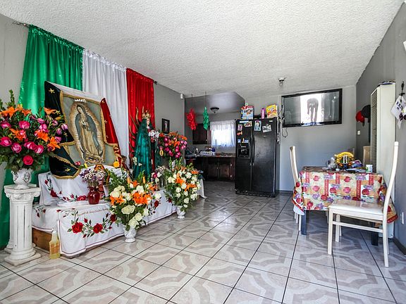 4th image of 11117 Evers Ave