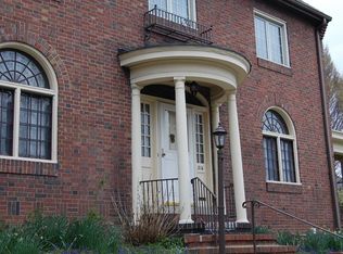 374 Roup Ave, Pittsburgh, PA 15232