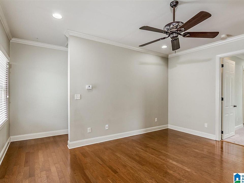 704 13th St Tuscaloosa AL Zillow