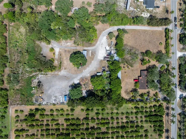 14275 SW 232nd St, Miami, FL 33170