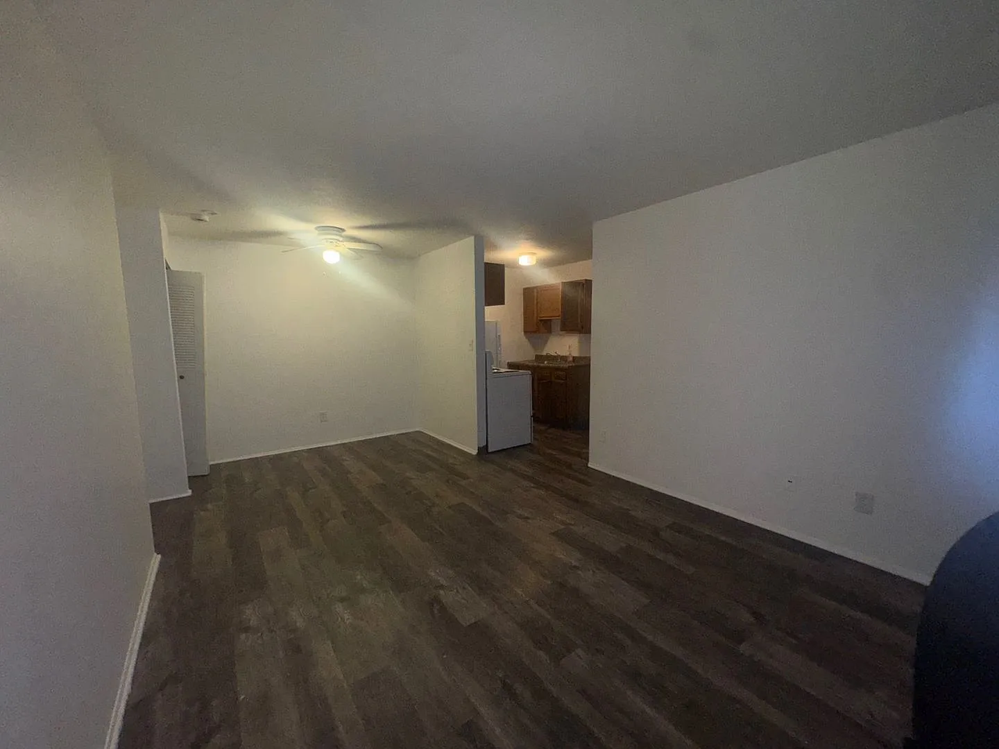 5058 Broadway — Photo 3