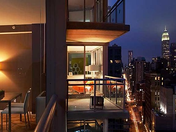 2nd image of 505 W 37th St APT 3510