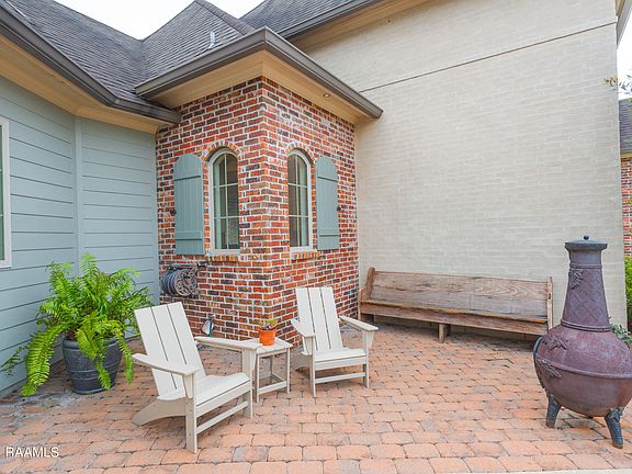 3rd image of 101 Abaco Ln