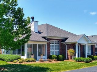 3558 Stonecreek Cir #B, Jeffersonville, IN 47130