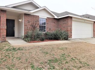 721 Rio Bravo Dr, Haslet, TX 76052