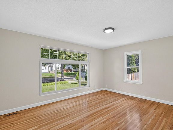 2nd image of 4823 Girard Ave N