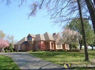 555 Zelma Stewart Rd, Sparta, TN 38583