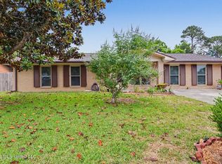 851 Rustwood Dr, Biloxi, MS 39532