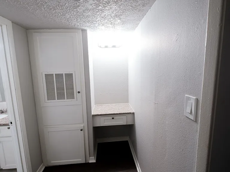 6519 Sloan St #8 — Photo 5