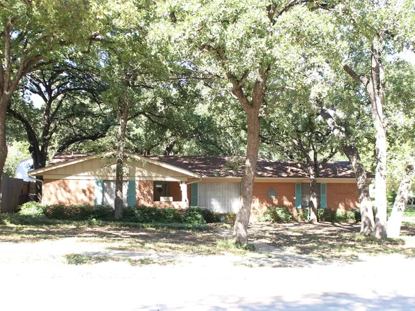 2100 Junius St, Fort Worth, TX 76103