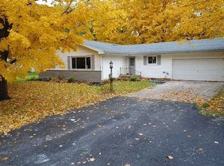 7018 Woodbrook Dr, Fort Wayne, IN 46825