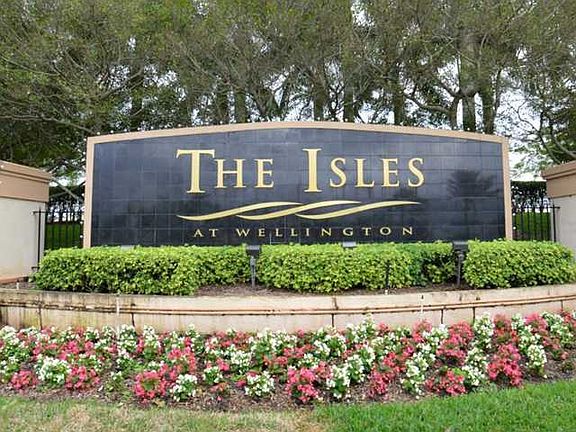 Home For Sale In Isle At Wellington