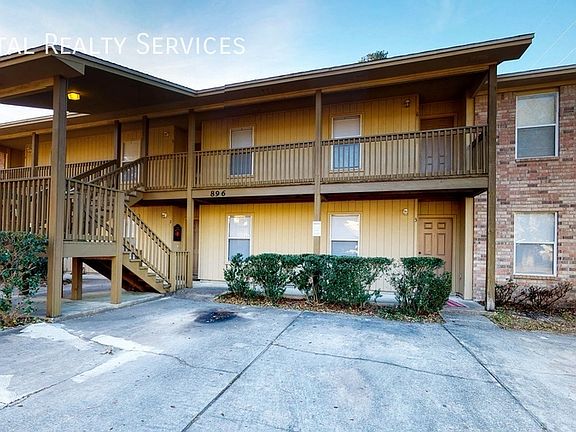 2nd image of 896 Silverwood Unit 2