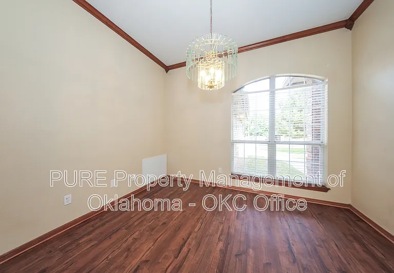 160 N Lakeside Ter — Photo 5