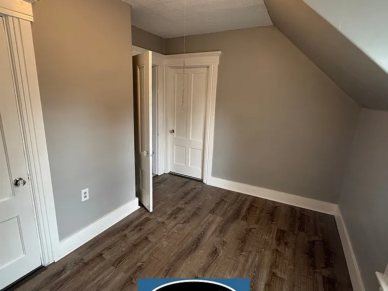 111 3rd St #3 — Photo 18