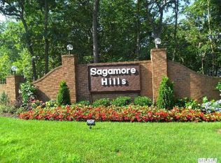 22 Birchwood Dr, Port Jefferson Station, NY 11776