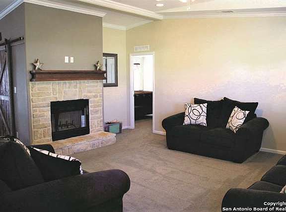 3rd image of 4240 County Road 331