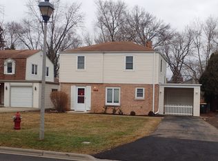610 E Lynden Ln, Arlington Heights, IL