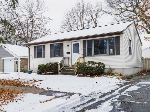 11 Champlain Ave, Springfield, MA 01151